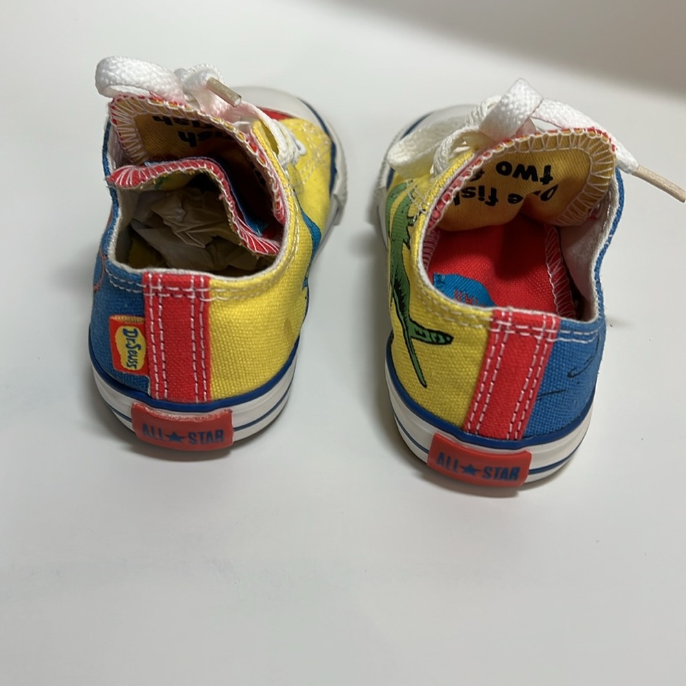 Infant Dr Seuss Converse Sneakers one fish two fish red fish blue fish Size 6 - Picture 6 of 10